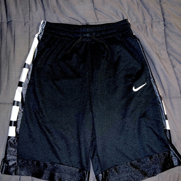 Mens Nike Elite Basketball Shorts - Picture 1 of 2